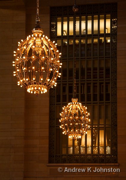 1008_40D_5366.JPG - Chandeliers in Grand Central Station, New York