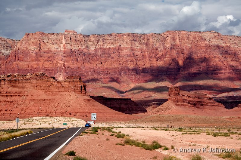 1007_350D_7882.JPG - Approaching the Vermillion Cliffs from the direction of Page