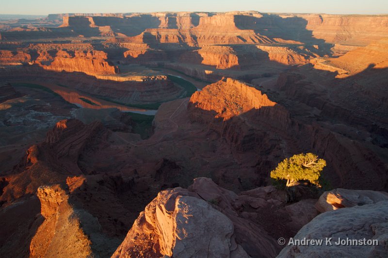 1007_350D_8166.jpg - Sunrise at Dead Horse Point State Park, near Moab, Utah