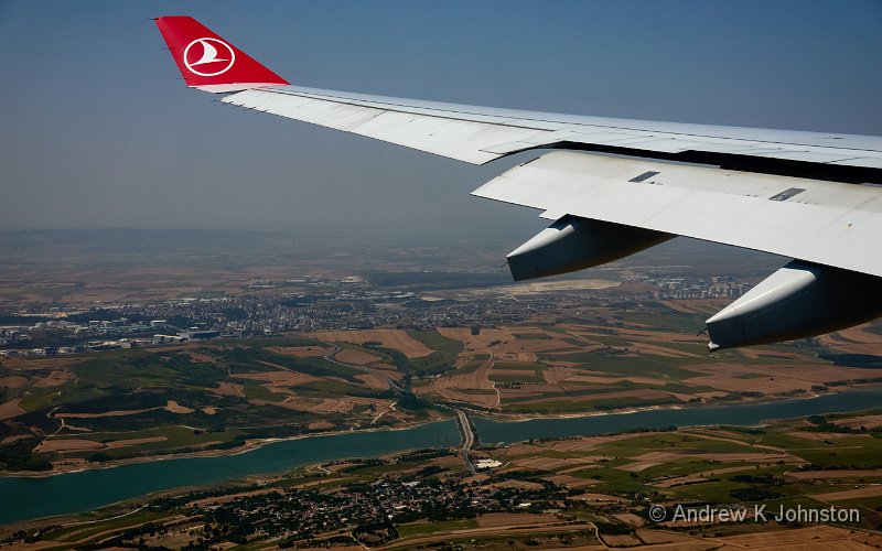 250723_Rx100vii_03595.jpg - Flying into Istanbul