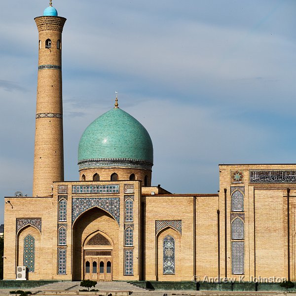260522_G9ii_1112397.jpg - Khast Imam Complex