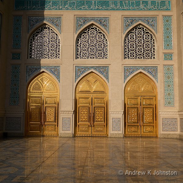 260522_S5D_1014873.jpg - Khast Imam Complex