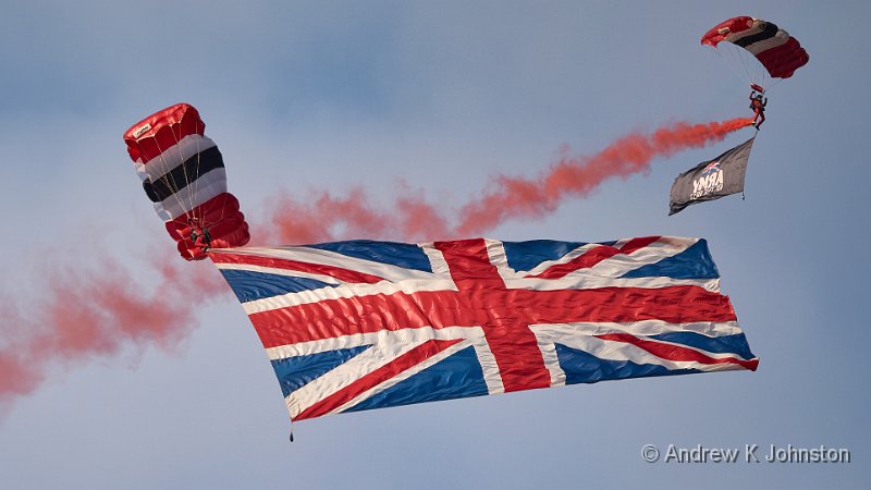 260718_G9ii_1147595.jpg - Red Devils at the Hatfield Battle Proms